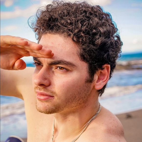 Meet your Posher, Mike - Picture 1 of 1